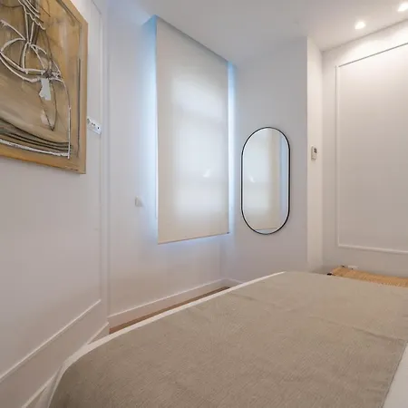 Xpce Cathedral - Luxury Flat